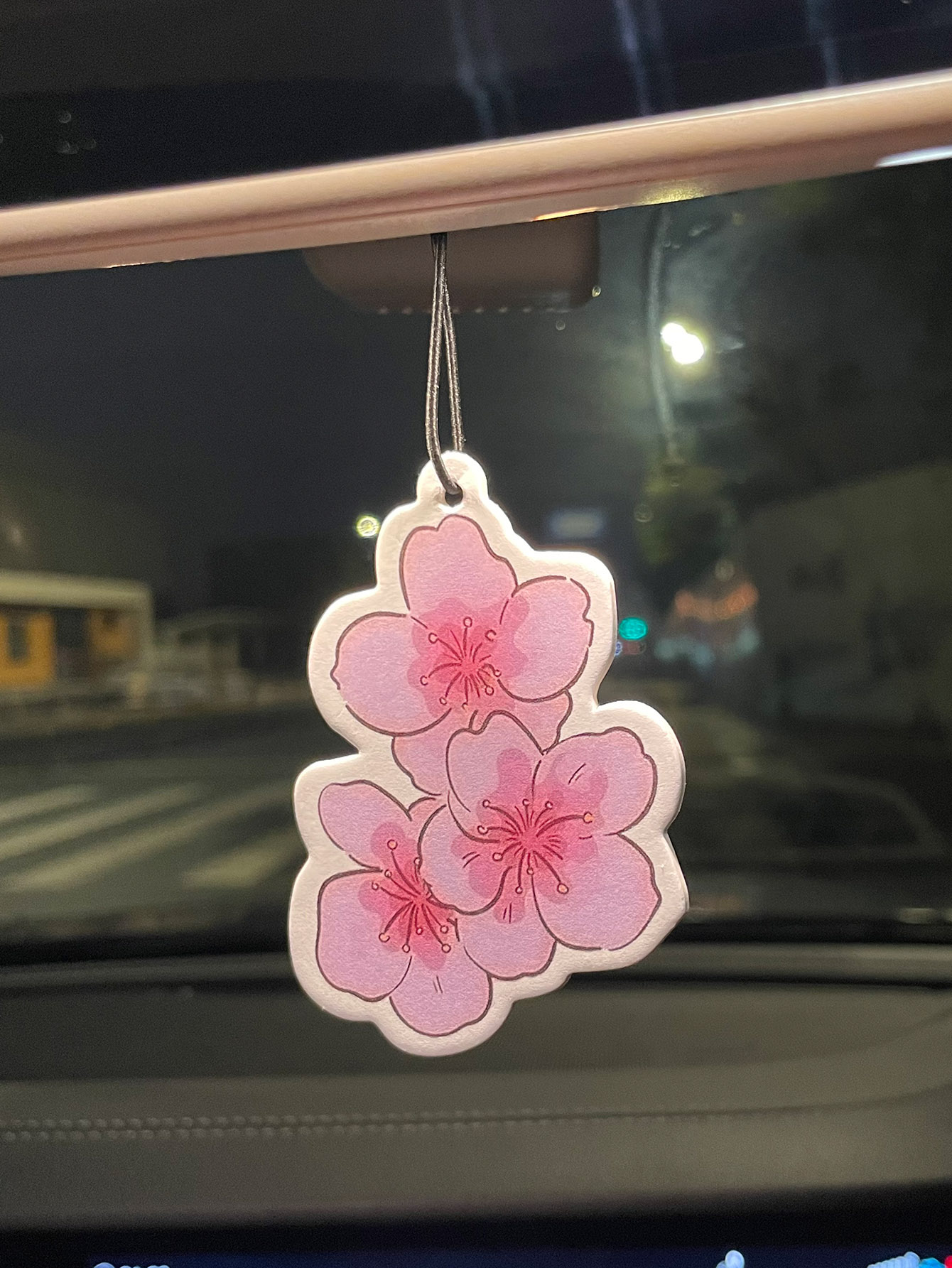 Świeży zapach Sakura/Fresia, p – Perfume Fragrance Store recenzja i cena